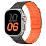 Silikonový řemínek s magnetickým zapínáním pro Apple Watch Ultra Series 4/3/2/1 49mm Magnet Sport - Černá a Oranžová
