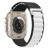 Nylonový řemínek Alpine Loop pro Apple Watch Ultra Series 4/3/2/1 49mm Alpine - Černá a Bílá