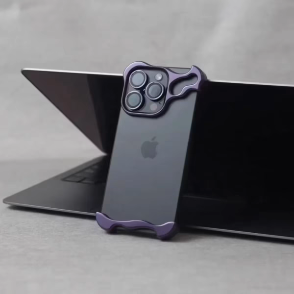 Hliníkový bumper iPhone 13 Pro Max PulseEdge 2026 Edition - Fialová